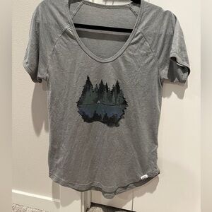 Tentree Women's Small Grey Graphic T‎ Shirt Trees Reflecting Nature Short Sleeve
